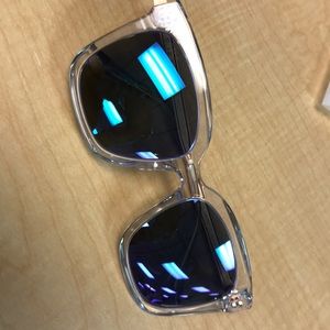 DIFF Eyewear Bella Sunglasses